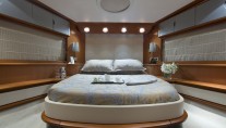 Motor yacht LULU -  VIP Cabin